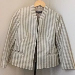 Jones New York Tweed Blazer Size: 8P